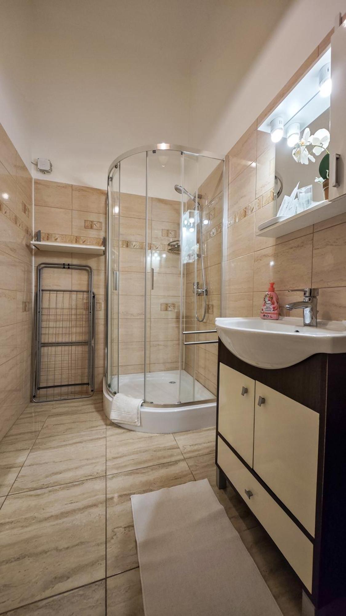 Neuhausz Residenz Ultra-Central Apartment ทิมิชัวรา ภายนอก รูปภาพ