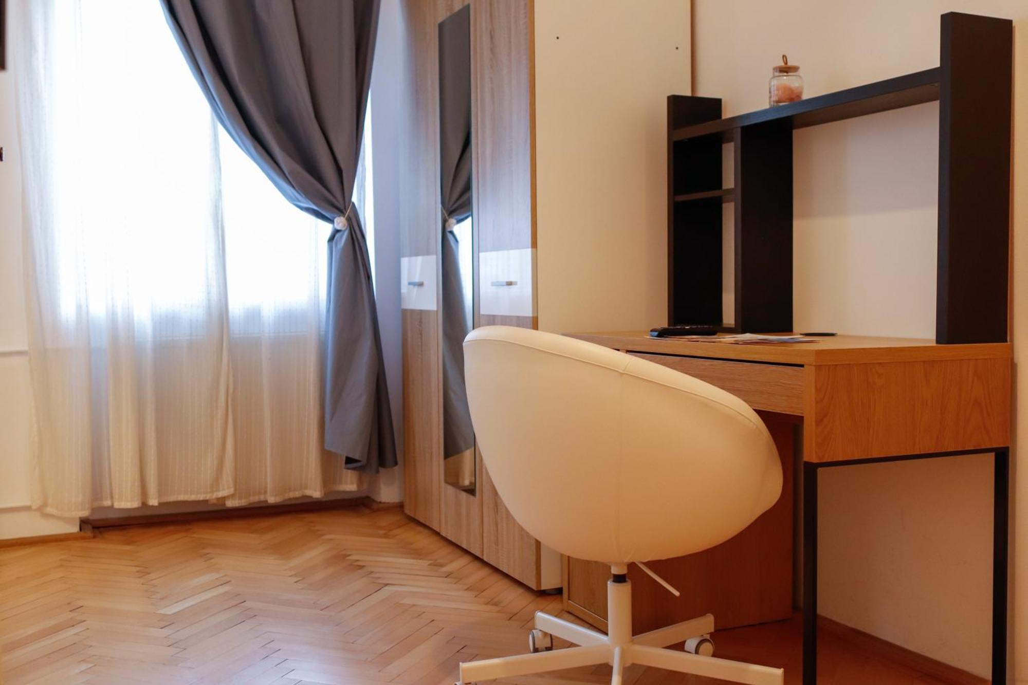 Neuhausz Residenz Ultra-Central Apartment ทิมิชัวรา ภายนอก รูปภาพ