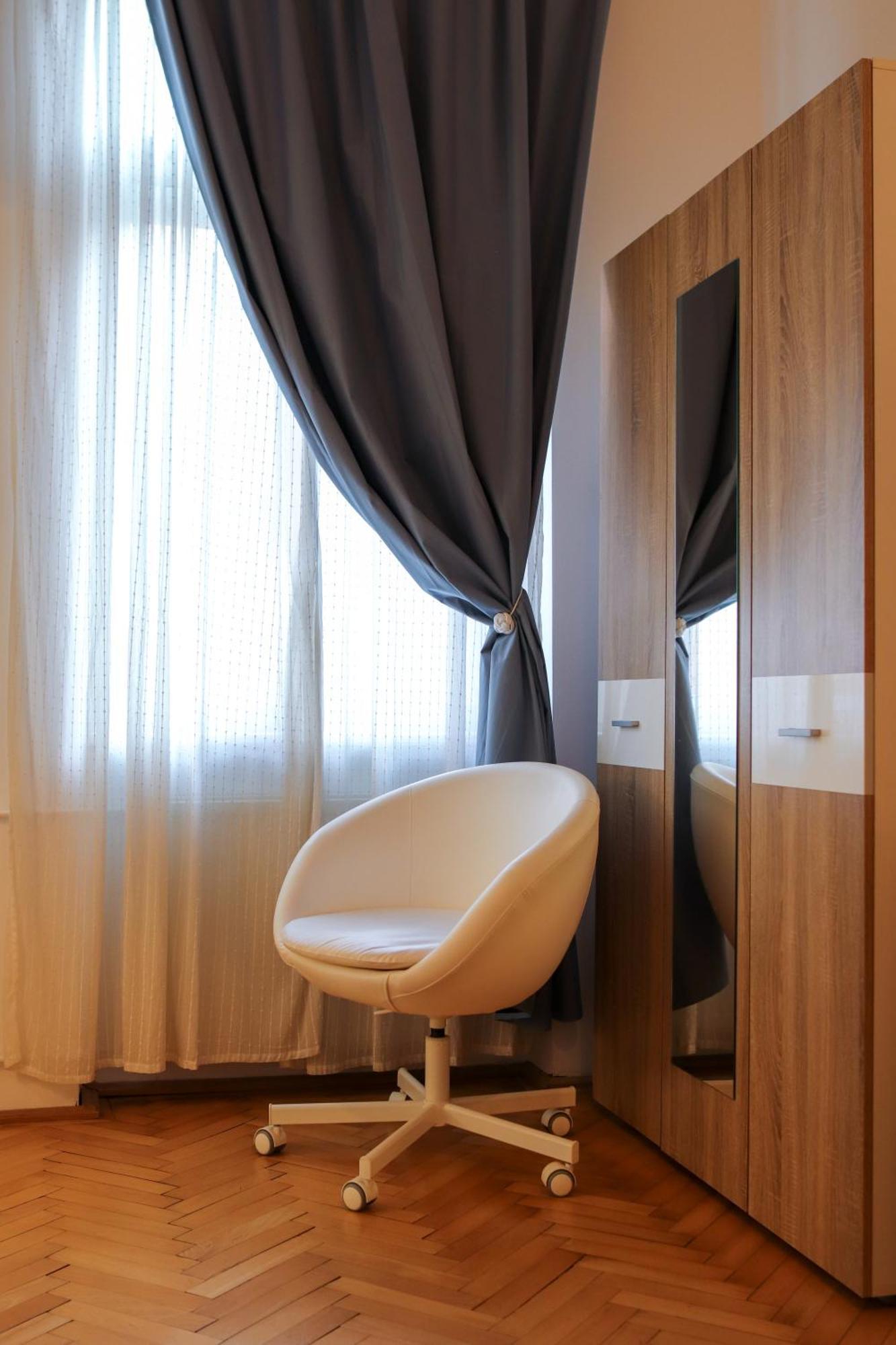 Neuhausz Residenz Ultra-Central Apartment ทิมิชัวรา ภายนอก รูปภาพ