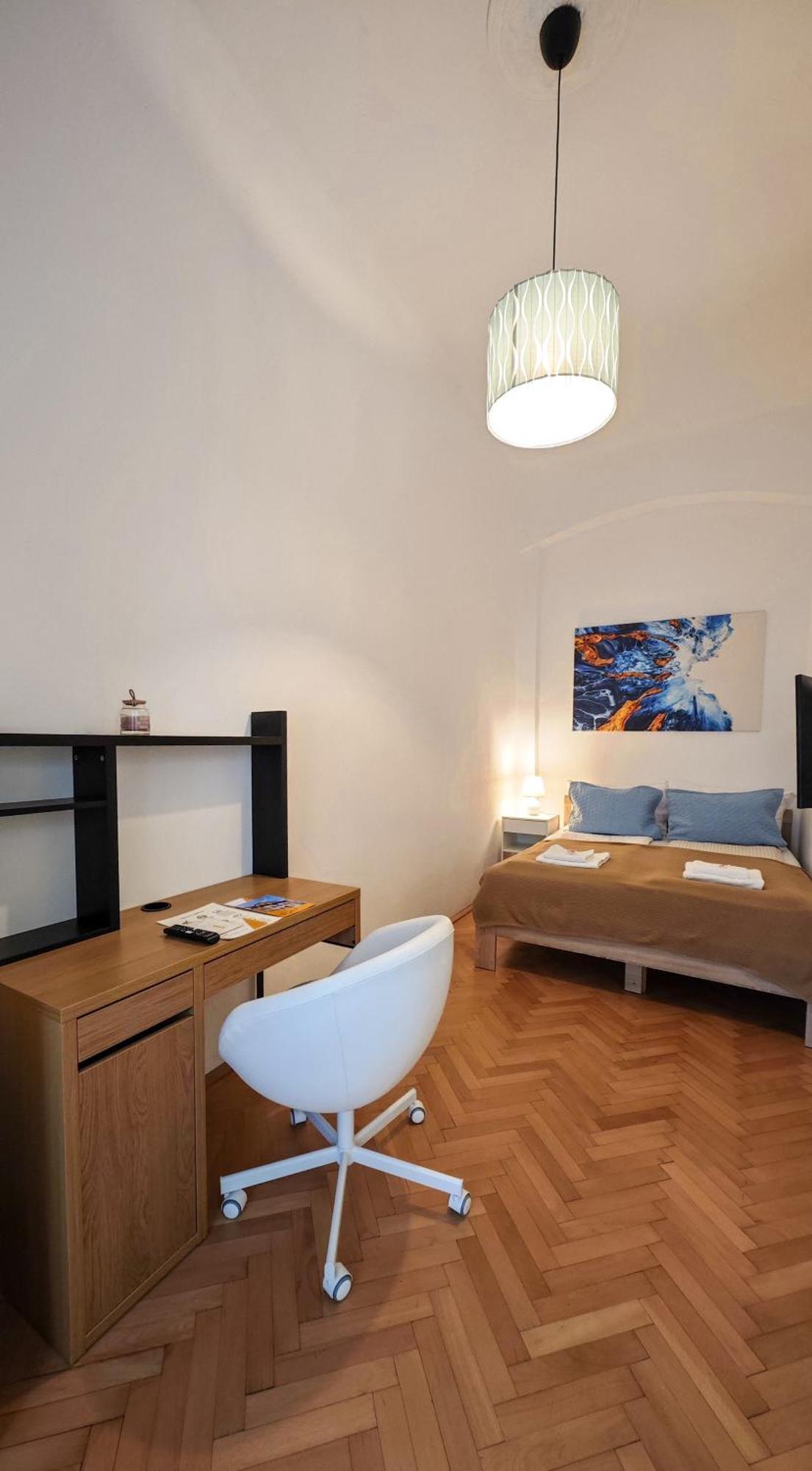 Neuhausz Residenz Ultra-Central Apartment ทิมิชัวรา ภายนอก รูปภาพ